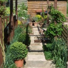 200x200-urban-rural-landscapes-case-study-pergola-walkway6